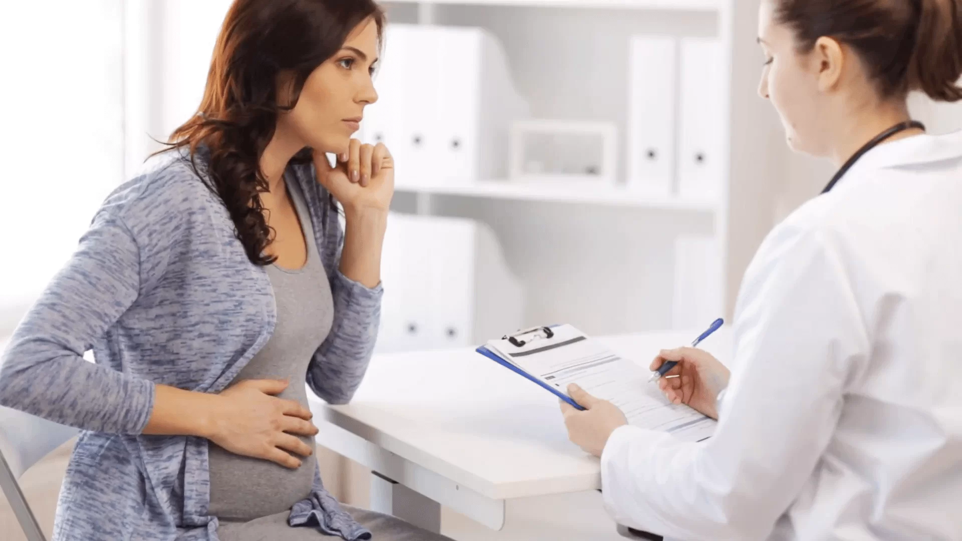 Endometriosis Treatment: Surgery vs Medication, Staging & Fertility