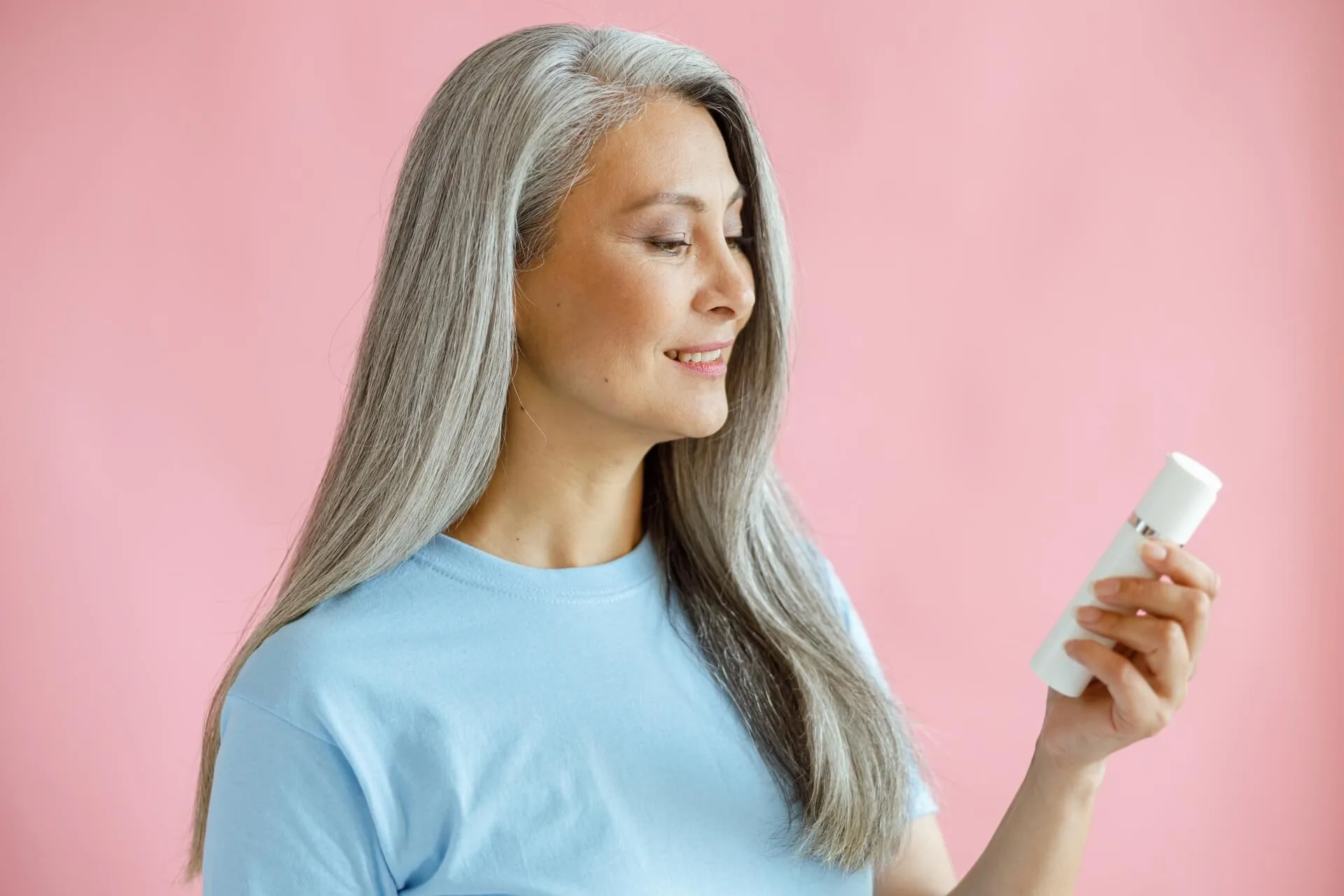 When Should You See a Menopause Specialist? Signs It's Time (2026)